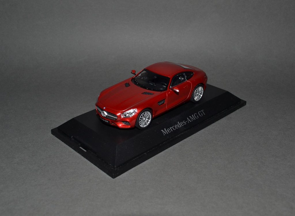 Norev Mercedes AMG GT red_4